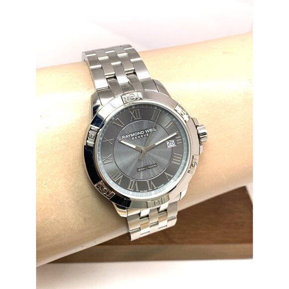 Raymond Weil Men's Watch 8160 Tango Swiss Quartz Gray Dial Date Silver Stainless - Picture 12 of 15